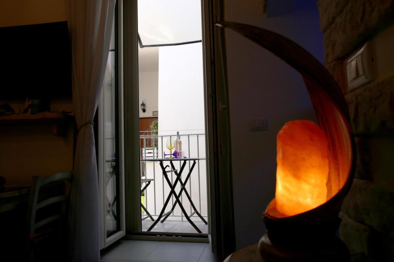 Piazzetta Petrone Apartments + Parking Vieste Exterior foto